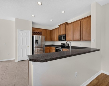 6585 Marlberry Way - Photo Thumbnail 8