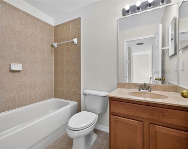 6585 Marlberry Way - Photo Thumbnail 22