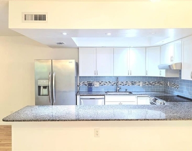 851 N Keene Road - Photo Thumbnail 9