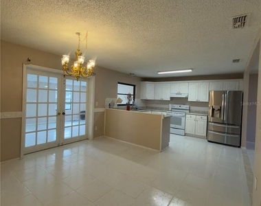 11001 Longhill Drive N - Photo Thumbnail 9