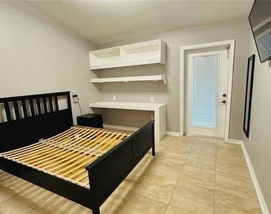 3407 Silver Meadow Way - Photo Thumbnail 22