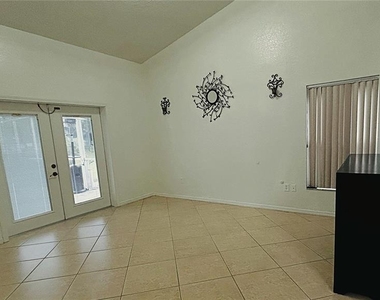 3407 Silver Meadow Way - Photo Thumbnail 11