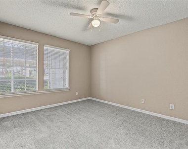 3261 Haviland Court - Photo Thumbnail 17