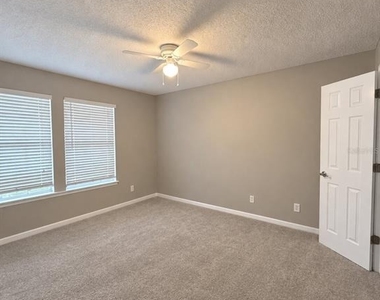 3261 Haviland Court - Photo Thumbnail 8