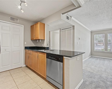 3261 Haviland Court - Photo Thumbnail 12