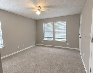 3261 Haviland Court - Photo Thumbnail 9