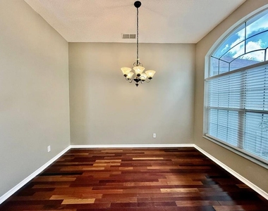 19021 Weatherstone Drive - Photo Thumbnail 5