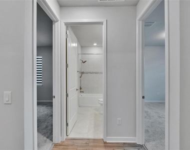 4622 Dover Bluff Court - Photo Thumbnail 2