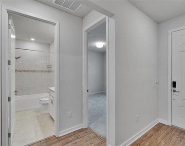 4622 Dover Bluff Court - Photo Thumbnail 3