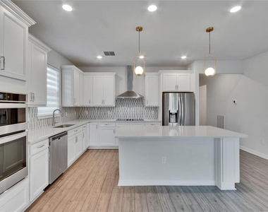 4622 Dover Bluff Court - Photo Thumbnail 31