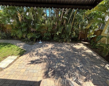 495 24th Avenue N - Photo Thumbnail 26