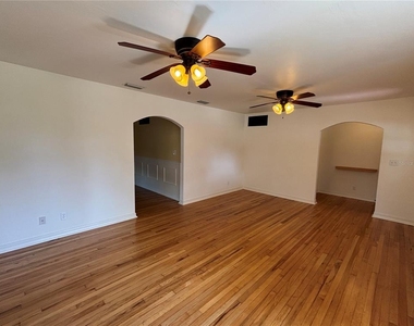 495 24th Avenue N - Photo Thumbnail 5