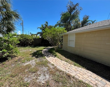 495 24th Avenue N - Photo Thumbnail 32