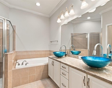 7526 Deer Path Lane - Photo Thumbnail 23