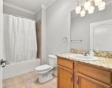 7526 Deer Path Lane - Photo Thumbnail 16