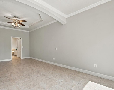 7526 Deer Path Lane - Photo Thumbnail 21