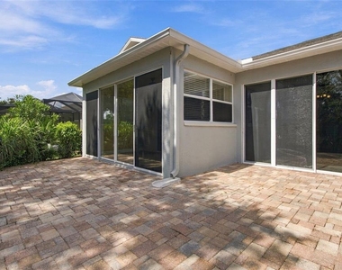 7526 Deer Path Lane - Photo Thumbnail 31