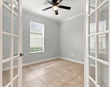 7526 Deer Path Lane - Photo Thumbnail 8