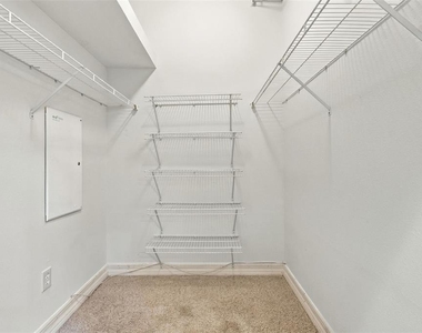 7526 Deer Path Lane - Photo Thumbnail 22