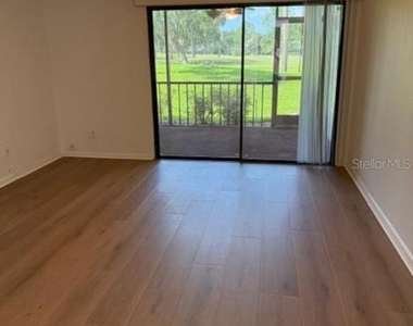 13626 Greenfield Drive - Photo Thumbnail 6