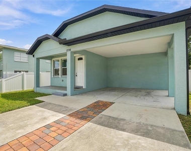 2736 W Spruce Street - Photo Thumbnail 3
