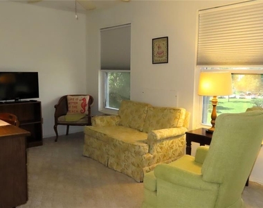 2457 Ecuadorian Way - Photo Thumbnail 13
