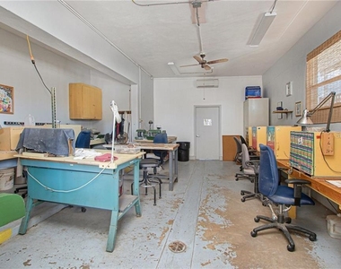 2457 Ecuadorian Way - Photo Thumbnail 55