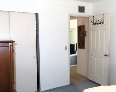 2457 Ecuadorian Way - Photo Thumbnail 21