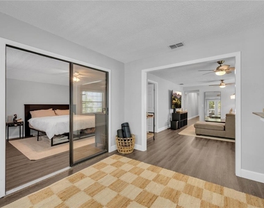 411 S Willow Avenue - Photo Thumbnail 14
