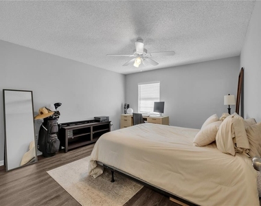 411 S Willow Avenue - Photo Thumbnail 7