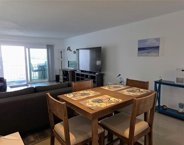 285 107th Avenue - Photo Thumbnail 3