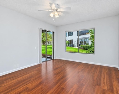 1817 Cypress Trace Drive - Photo Thumbnail 12