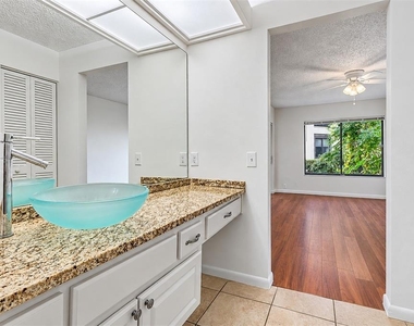 1817 Cypress Trace Drive - Photo Thumbnail 17