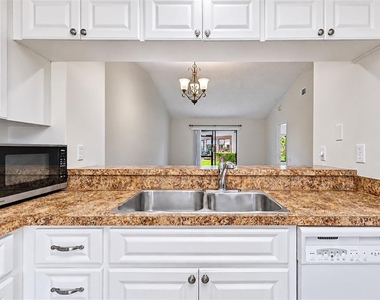 1817 Cypress Trace Drive - Photo Thumbnail 11