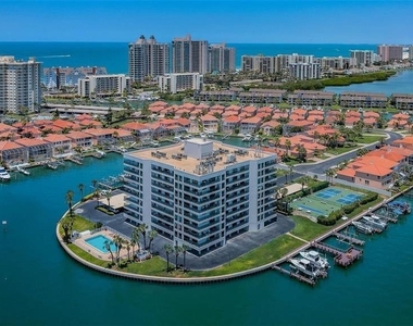 240 Sand Key Estates Drive - Photo Thumbnail 23
