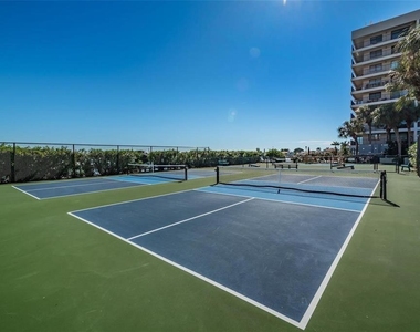 240 Sand Key Estates Drive - Photo Thumbnail 31