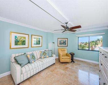 240 Sand Key Estates Drive - Photo Thumbnail 13