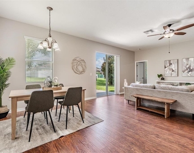 6116 Champions Gate Boulevard - Photo Thumbnail 13