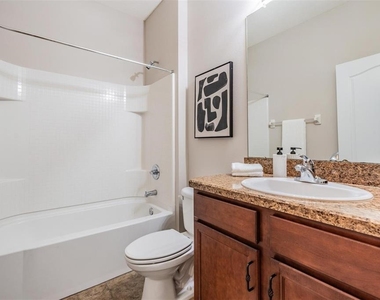 6116 Champions Gate Boulevard - Photo Thumbnail 12