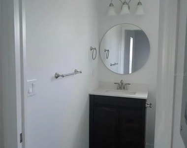 1269 Jade Place - Photo Thumbnail 5