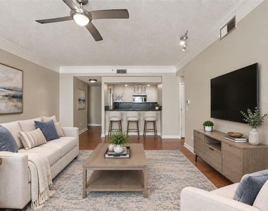 345 Bayshore Boulevard - Photo Thumbnail 7