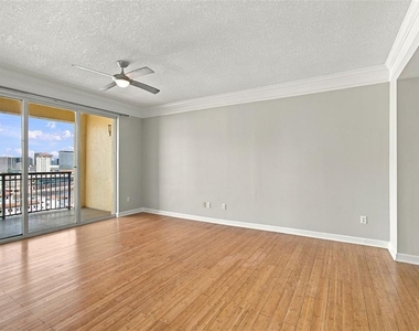 345 Bayshore Boulevard - Photo Thumbnail 9