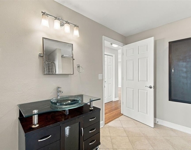 345 Bayshore Boulevard - Photo Thumbnail 23