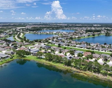 1598 Thetford Circle - Photo Thumbnail 7