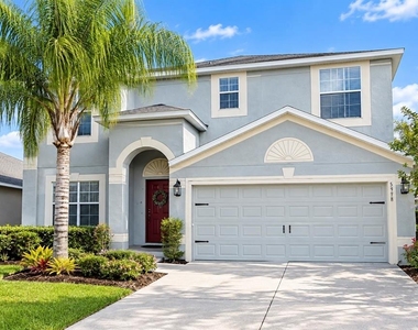 1598 Thetford Circle - Photo Thumbnail 1