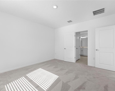4560 Ranunculus Street - Photo Thumbnail 20
