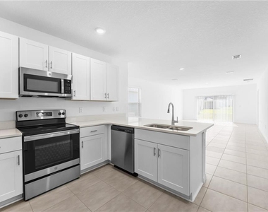 4560 Ranunculus Street - Photo Thumbnail 4