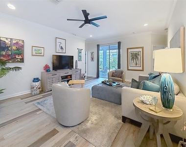 2911 Woodward Lane - Photo Thumbnail 6