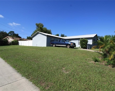390 Lilac Road - Photo Thumbnail 1
