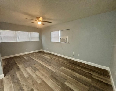 650 Avenue C Sw - Photo Thumbnail 5